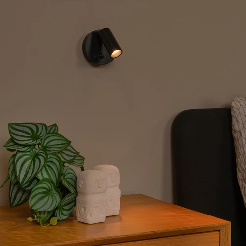 Lucide TONI - Oplaadbare Wandspot / Wandlamp - Accu/Batterij - Ø 8,1 cm - LED Dimb. - CCT - 1x2W 2700K/4000K - Bewegingssensor (uitschakelbaar) - Magnetisch - Zwart - sfeer 1